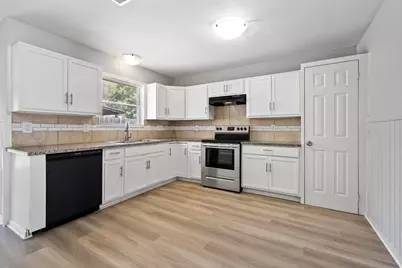 509 N Winfree Street, Dayton, TX 77535 - Photo 8