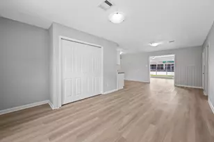 509 N Winfree St, Dayton, TX 77535 - Photo 6