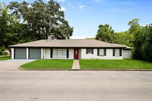 509 N Winfree St, Dayton, TX 77535 - Photo 1