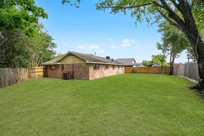 11017 Lera Street, Houston, TX 77016 - Photo 14
