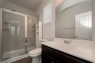 5138 Wolgan Lake Ct, Katy, TX 77449 - Photo 8