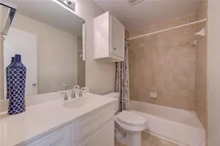 3707 Main Poplar Dr, Houston, TX 77025 - Photo 24