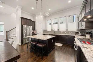 2119 Taft St, Houston, TX 77006 - Photo 10