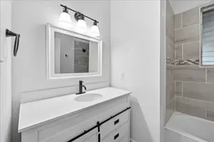 6657 Washington St, Groves, TX 77619 - Photo 18