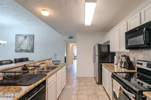 8051 Bay Branch Dr, The Woodlands, TX 77382 - Photo 36