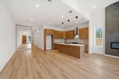 8203 Calhoun Street #A/B, Houston, TX 77033 - Photo 14