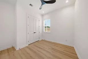 8203 Calhoun St, Houston, TX 77033 - Photo 26