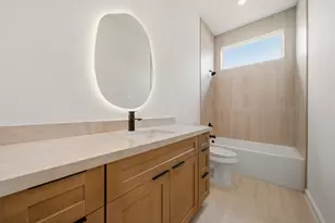 8203 Calhoun St, Houston, TX 77033 - Photo 32