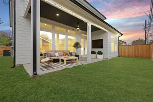 204 Milwaukee St, Houston, TX 77009 - Photo 16