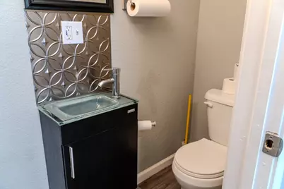 4959 Highway 90, Alleyton, TX 78935 - Photo 18