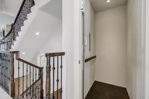 11123 Olympia Dr, Houston, TX 77042 - Photo 30