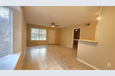 3224 Timmons Lane #129, Houston, TX 77027 - Photo 2