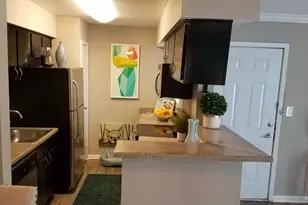 10250 Lands End Dr, Houston, TX 77099 - Photo 8