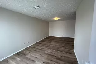 11311 Angelique Dr, Houston, TX 77065 - Photo 10