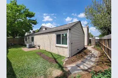 11811 Poplar Creek Drive, Houston, TX 77077 - Photo 32