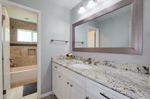 11811 Poplar Creek Dr, Houston, TX 77077 - Photo 20