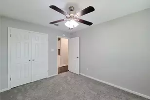 11811 Poplar Creek Dr, Houston, TX 77077 - Photo 26