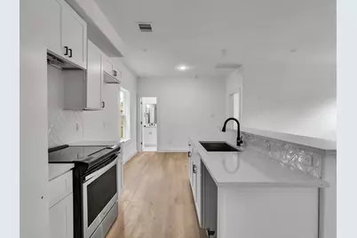 8629 Homewood Lane Unit A, Houston, TX 77028 - Photo 4