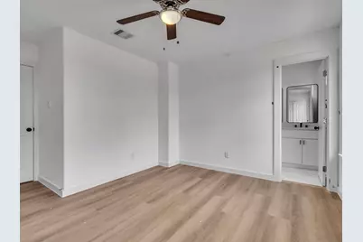 8629 Homewood Lane Unit A, Houston, TX 77028 - Photo 14