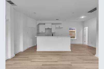 8629 Homewood Lane Unit A, Houston, TX 77028 - Photo 6