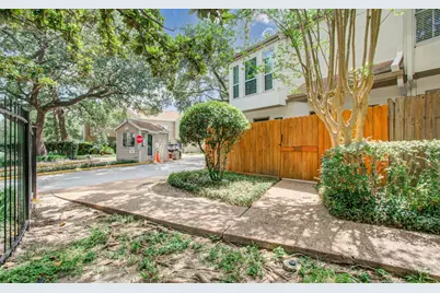 2100 Tanglewilde Street #205, Houston, TX 77063 - Photo 2