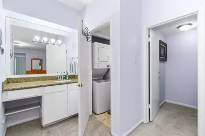 2100 Tanglewilde Street #205, Houston, TX 77063 - Photo 22