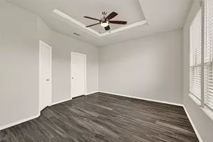 2210 Timberland Country Ct, Conroe, TX 77304 - Photo 18