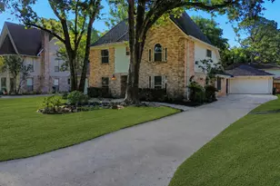 6511 Castle Pine Ln, Spring, TX 77379 - Photo 2