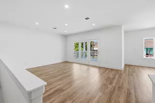 608 Oak Rd, Clear Lake Shores, TX 77573 - Photo 8