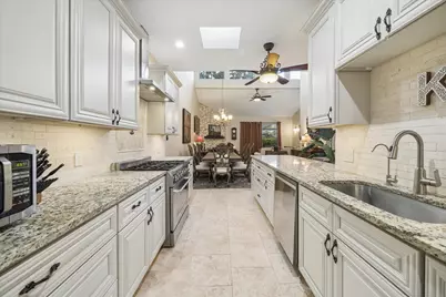 1016 Fleetwood Place Drive, Houston, TX 77079 - Photo 10