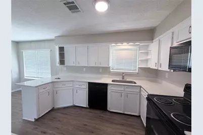 501 Evanston Street, Houston, TX 77015 - Photo 6