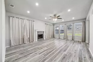 8030 Log Hollow Dr, Houston, TX 77040 - Photo 2