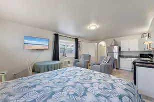 1416 Ave N 1/2, Galveston, TX 77550 - Photo 22