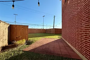 9833 Sandra Ann Ct, Houston, TX 77025 - Photo 28