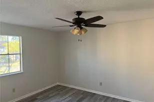 7402 Alabonson Rd, Houston, TX 77088 - Photo 10