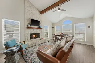 313 Schooner Dr, Freeport, TX 77541 - Photo 6