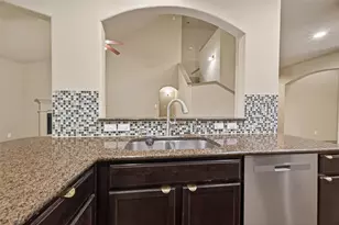 2510 Shady Falls Ln, Pearland, TX 77584 - Photo 16