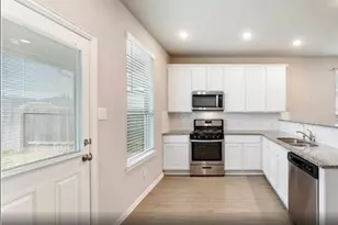 31314 Spotted Saddle Hollow, Fulshear, TX 77441 - Photo 6