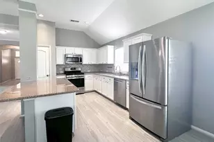 3307 Raintree Village Dr, Katy, TX 77449 - Photo 18