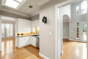 4746 Post Oak Timber Dr, Houston, TX 77056 - Photo 18