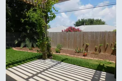 5510 Teakwood Drive, Galveston, TX 77551 - Photo 8