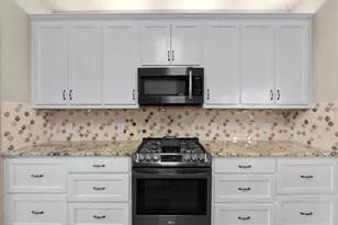 8306 Hampton Bay Drive, Baytown, TX 77523 - Photo 10