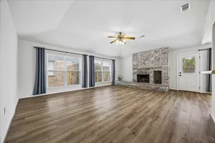 218 Tara Plantation Dr, Richmond, TX 77469 - Photo 2