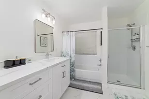 3511 Colleen Woods Cir, Houston, TX 77080 - Photo 18