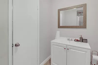 110 S 9th Street, Highlands, TX 77562 - Photo 14