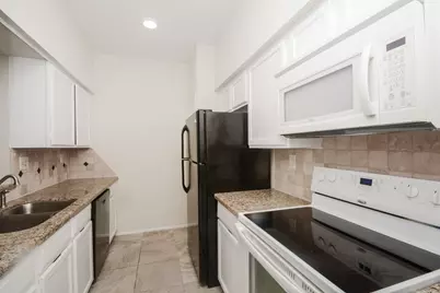 664 Wilcrest Drive #664, Houston, TX 77042 - Photo 6