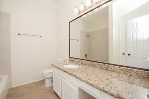 664 Wilcrest Dr, Houston, TX 77042 - Photo 14