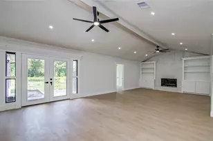 1602 Baker Dr, Tomball, TX 77375 - Photo 10