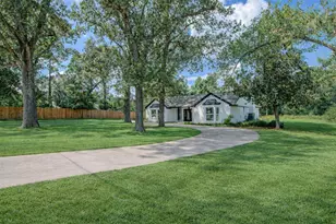 1602 Baker Dr, Tomball, TX 77375 - Photo 46