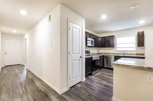 8205 Garfield St, Houston, TX 77029 - Photo 8